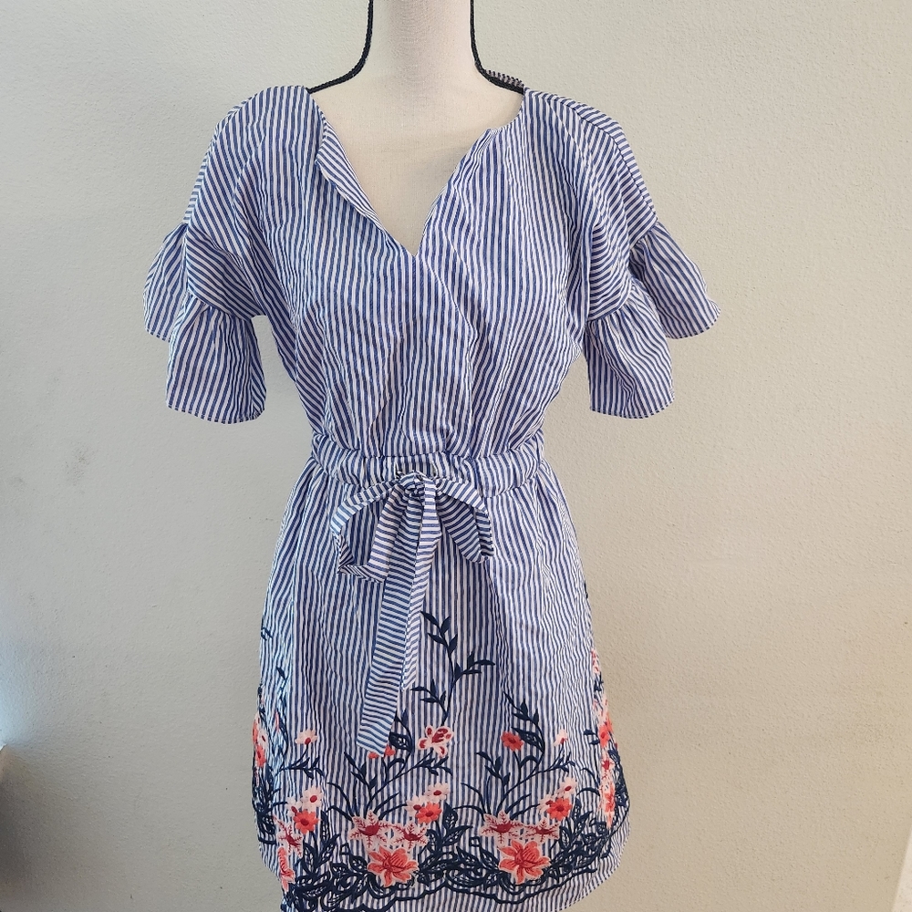 Julia Jordan Stripe and Embroidered Floral Tie Waist Dress Size 2
